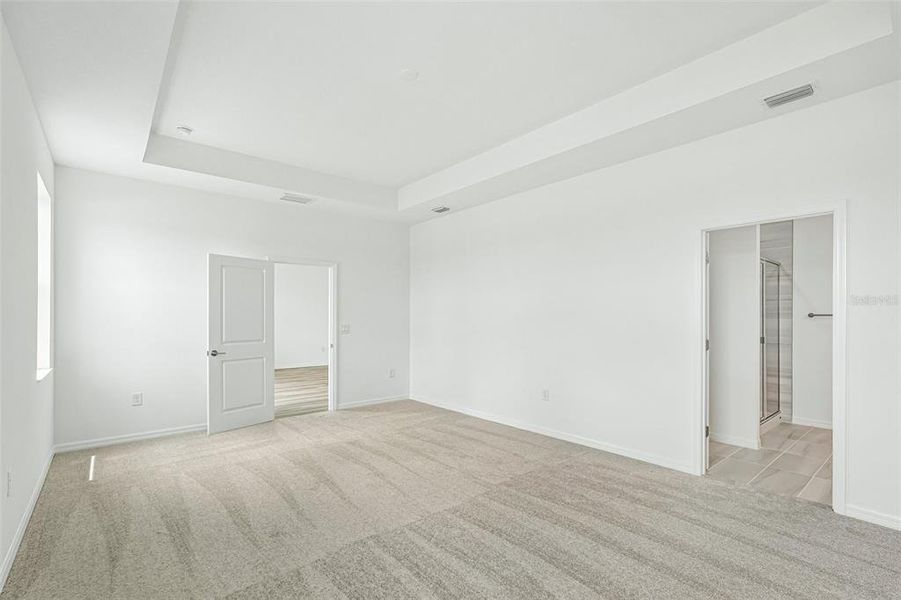 Spacious, unfurnished interior of a new home in Coasterra, Palmetto (Image 11).