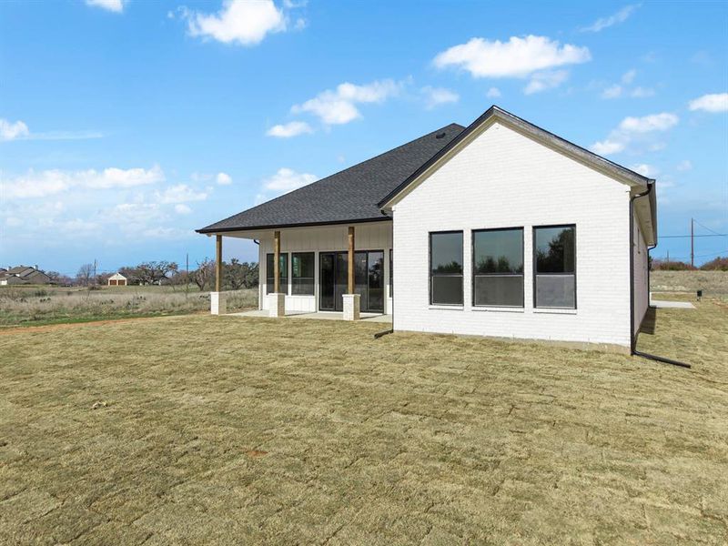 Exterior details and patio area of a home in , Whitney (Image 22).