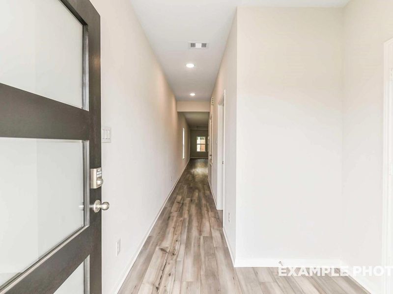 Spacious, unfurnished interior of a new home in Liberty Estates, Cleveland (Image 9).