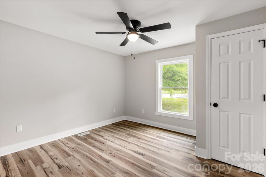 Spacious, unfurnished interior of a new home in , Fort Lawn (Image 11).