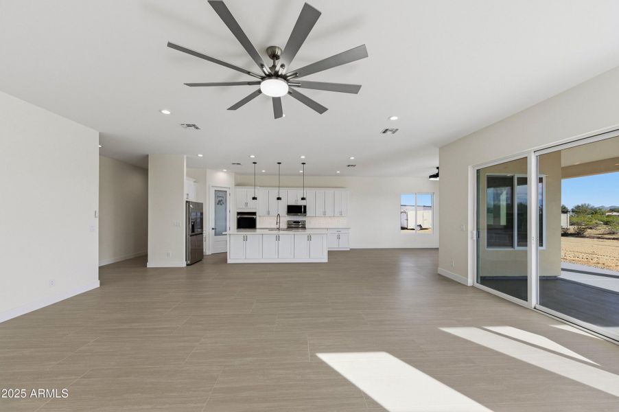 10039 N Burris Rd-127 10039 N Burris Rd-127