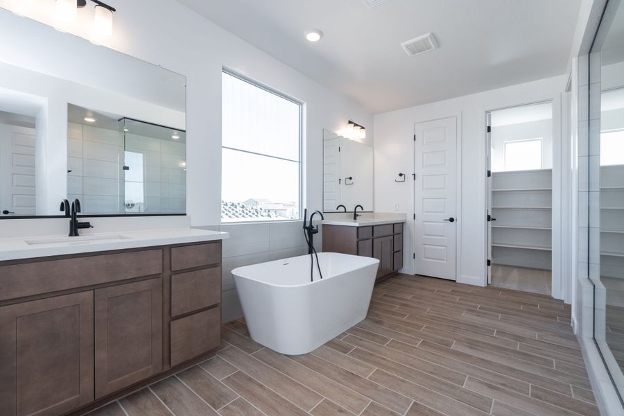 Furnished interior view inside a new home in Waterston Central, Gilbert (Image 5). Furnished interior view inside a new home in Waterston Central, Gilbert (Image 5).