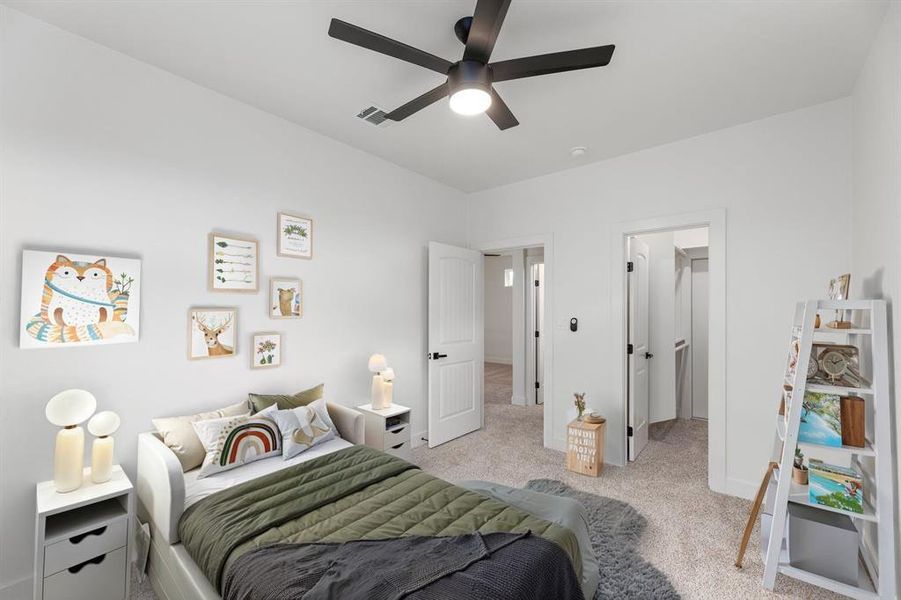 Bedroom with a walk in closet