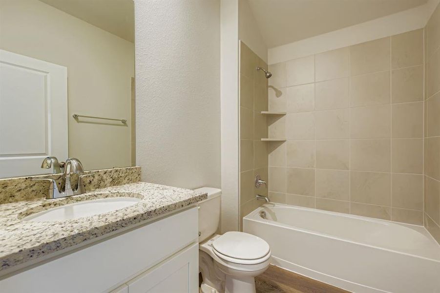 Furnished interior view inside a new home in Middlefield Village, Dallas (Image 11). Furnished interior view inside a new home in Middlefield Village, Dallas (Image 11).