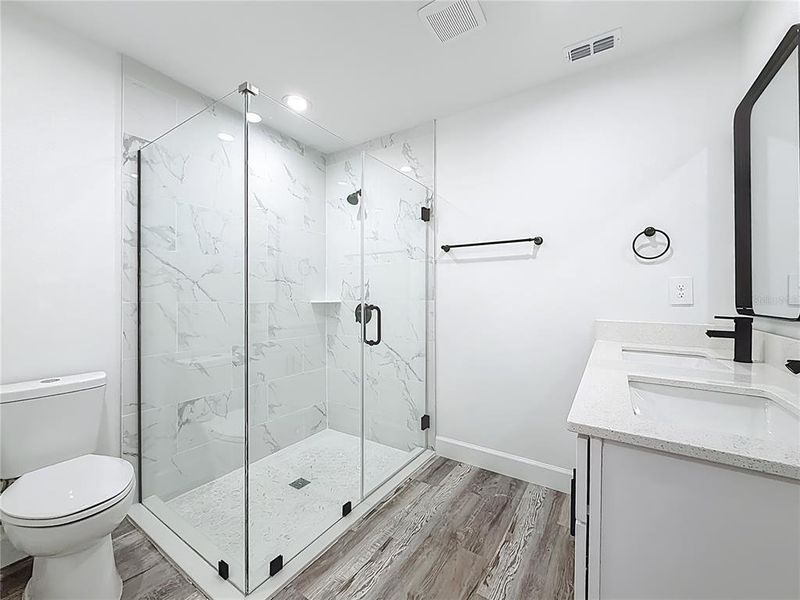 Furnished interior view inside a new home in , Ocala (Image 9).