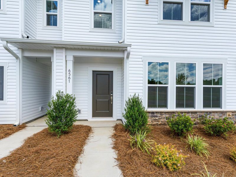 Exterior details and patio area of a home in Westwood Reserve, Charlotte (Image 4).