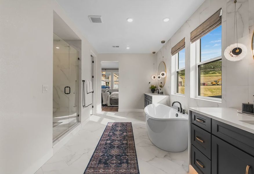 Amelia Model Primary Bath - 11 of 13