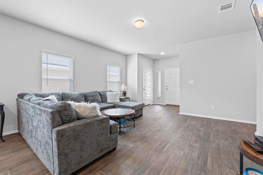 Furnished interior view inside a new home in Harvest Ridge, Elgin (Image 12).