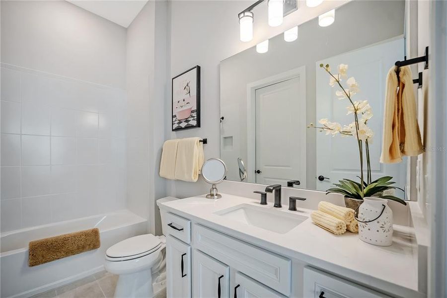 Furnished interior view inside a new home in Del Webb Stone Creek, Ocala (Image 9).