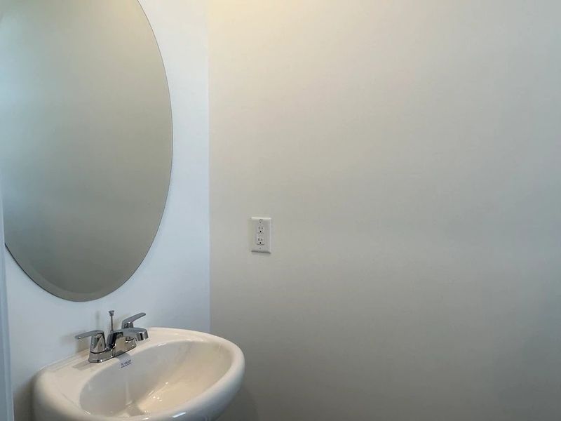 1/2 Bath - Compact and bold, with high-style impact. 1/2 Bath - Compact and bold, with high-style impact.