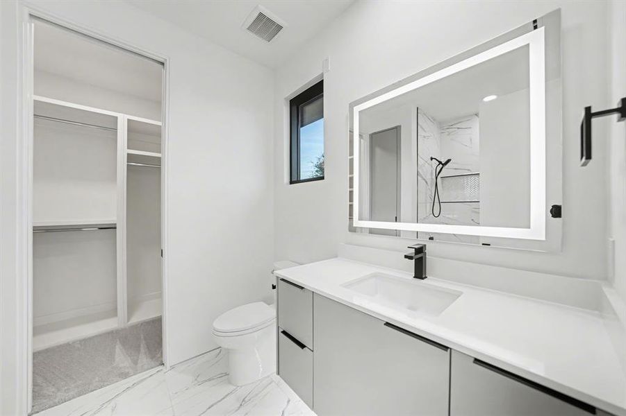 Furnished interior view inside a new home in , Dallas (Image 11).