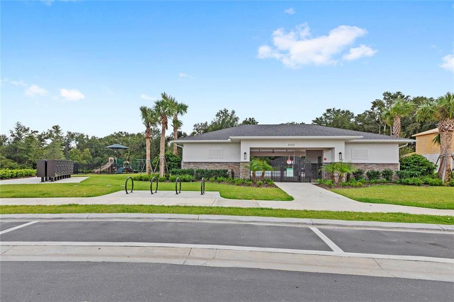 Community amenities in , Mount Dora (Image 38).