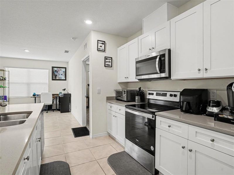 Furnished interior view inside a new home in , Haines City (Image 16).