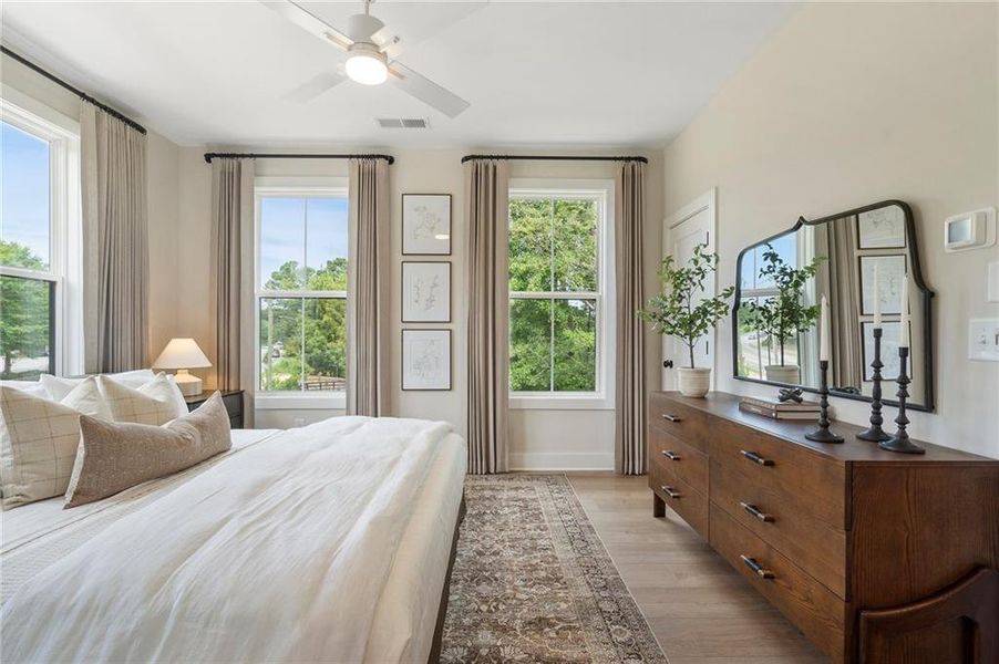 Furnished interior view inside a new home in , Alpharetta (Image 12).