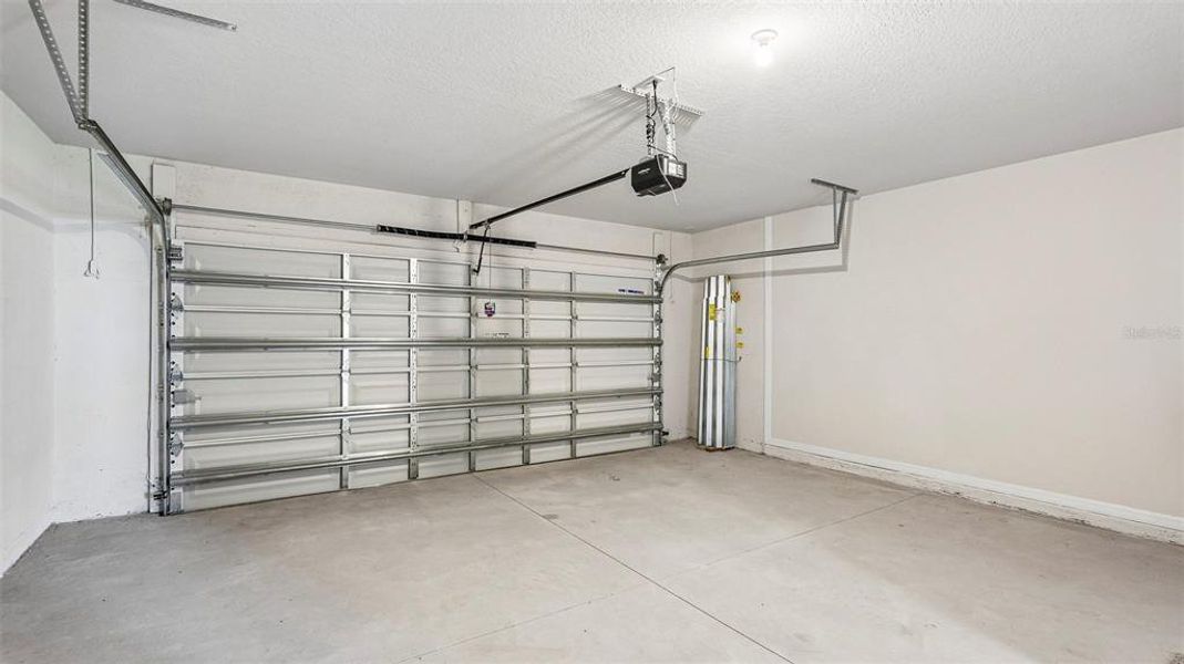 Spacious, unfurnished interior of a new home in Bella Lago, Parrish (Image 25).