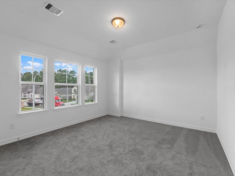 Spacious, unfurnished interior of a new home in Spring Creek Trails, Magnolia (Image 24). Spacious, unfurnished interior of a new home in Spring Creek Trails, Magnolia (Image 24).