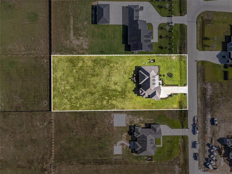 This home sits on a low-maintenance lot that offers the perfect blend of privacy and convenience. The fully fenced backyard and covered patio provide just the right amount of outdoor space for relaxing, entertaining, or enjoying a quiet evening outdoors—without the hassle of extensive upkeep. Designed for comfort and practicality, this property makes the most of every inch, ideal for those who appreciate easy living and modern functionality. This home sits on a low-maintenance lot that offers the perfect blend of privacy and convenience. The fully fenced backyard and covered patio provide just the right amount of outdoor space for relaxing, entertaining, or enjoying a quiet evening outdoors—without the hassle of extensive upkeep. Designed for comfort and practicality, this property makes the most of every inch, ideal for those who appreciate easy living and modern functionality.