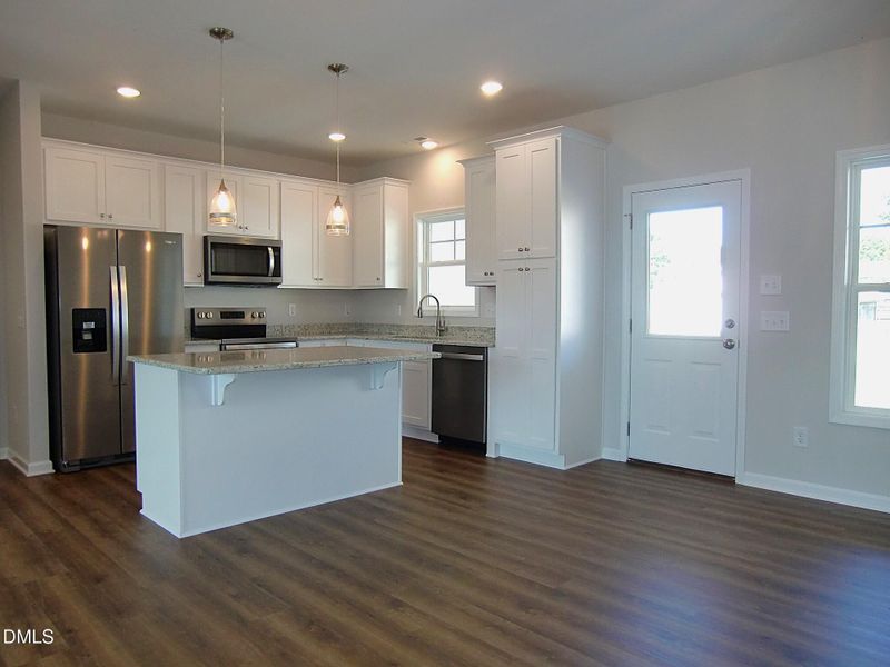 interior (5) interior (5)