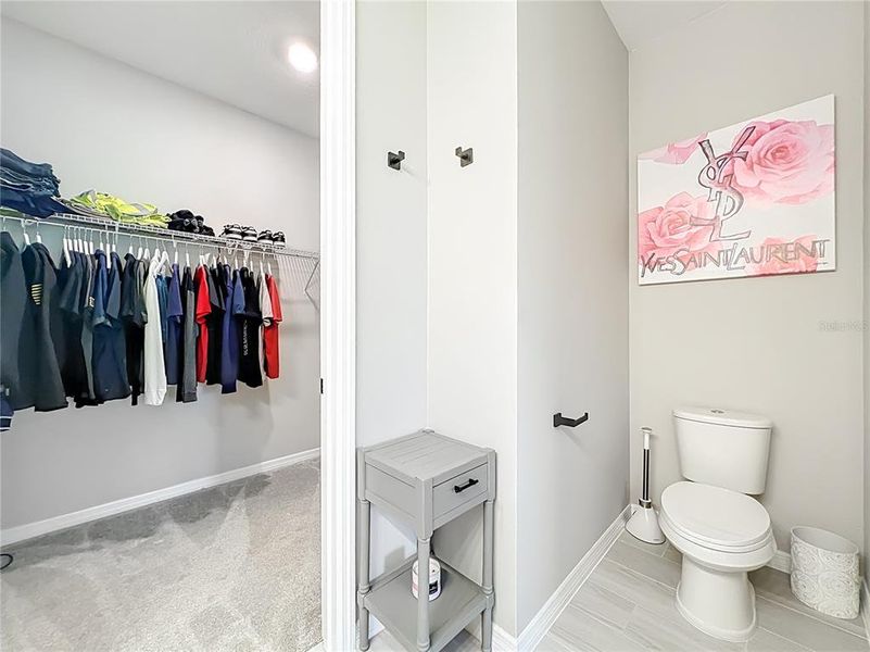 Furnished interior view inside a new home in , Clermont (Image 52).