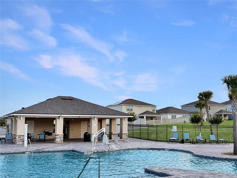 Community amenities in Forest Lake, Davenport (Image 38).
