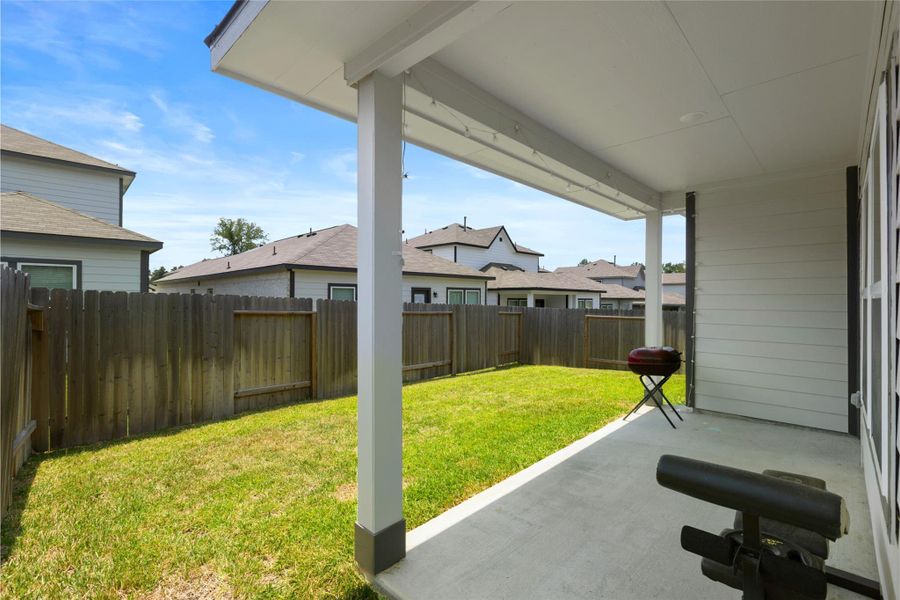 Image 35 of a home in Lakes at Black Oak.