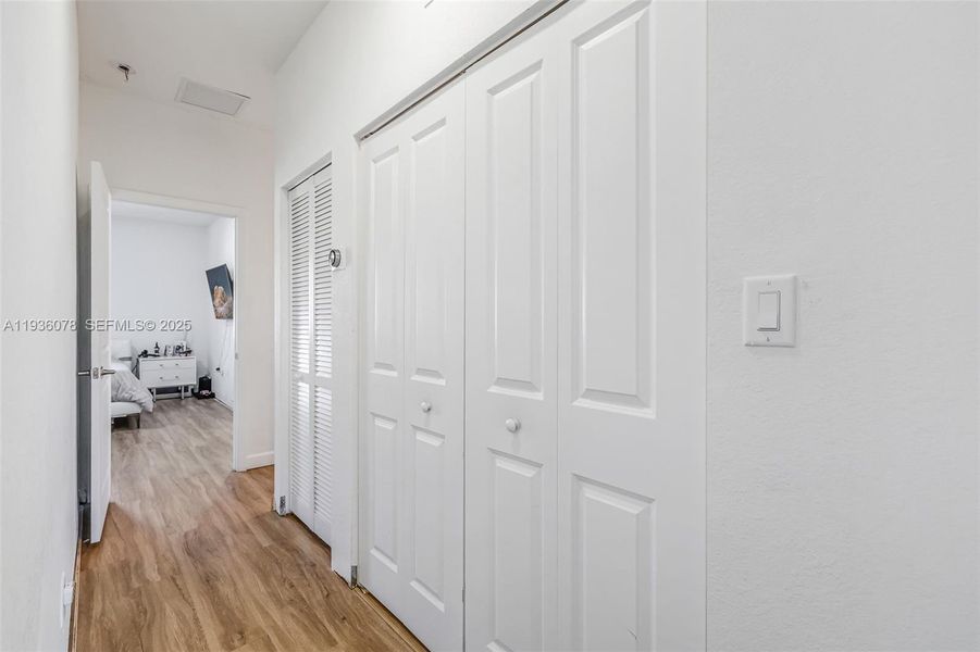 Spacious, unfurnished interior of a new home in , Homestead (Image 21).