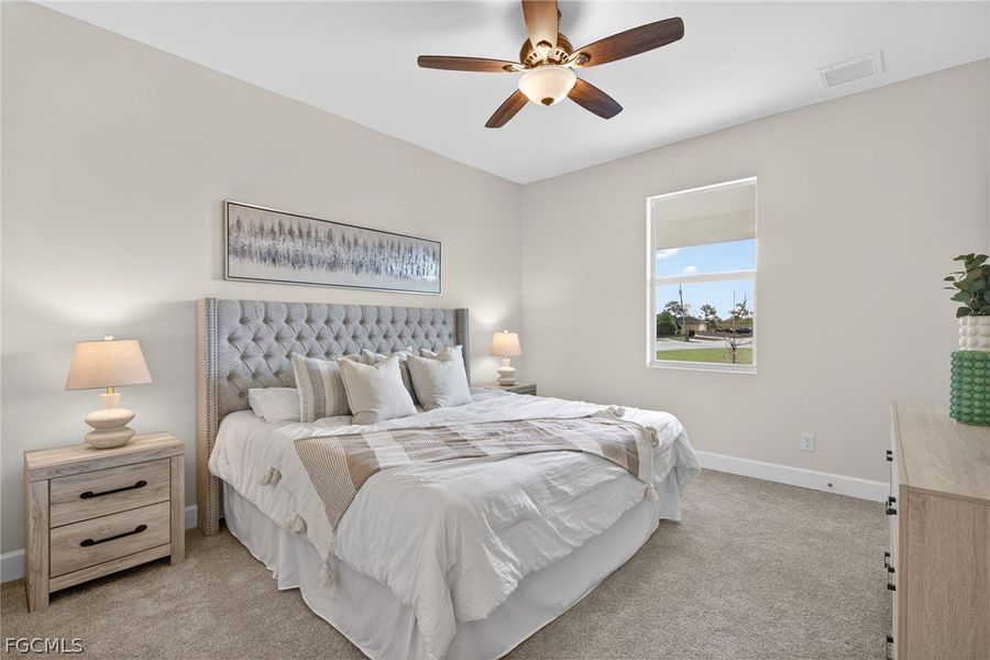 Furnished interior view inside a new home in Cape Coral, Cape Coral (Image 15).