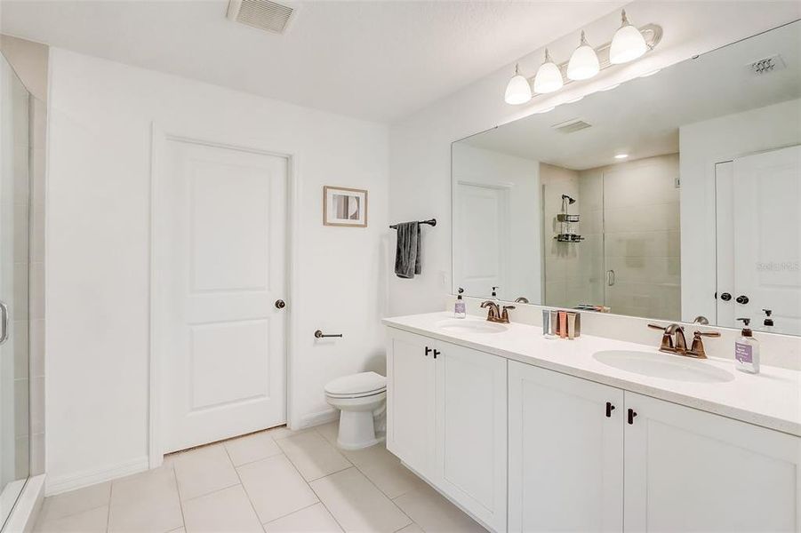 Furnished interior view inside a new home in Glen at West Haven, Davenport (Image 37).