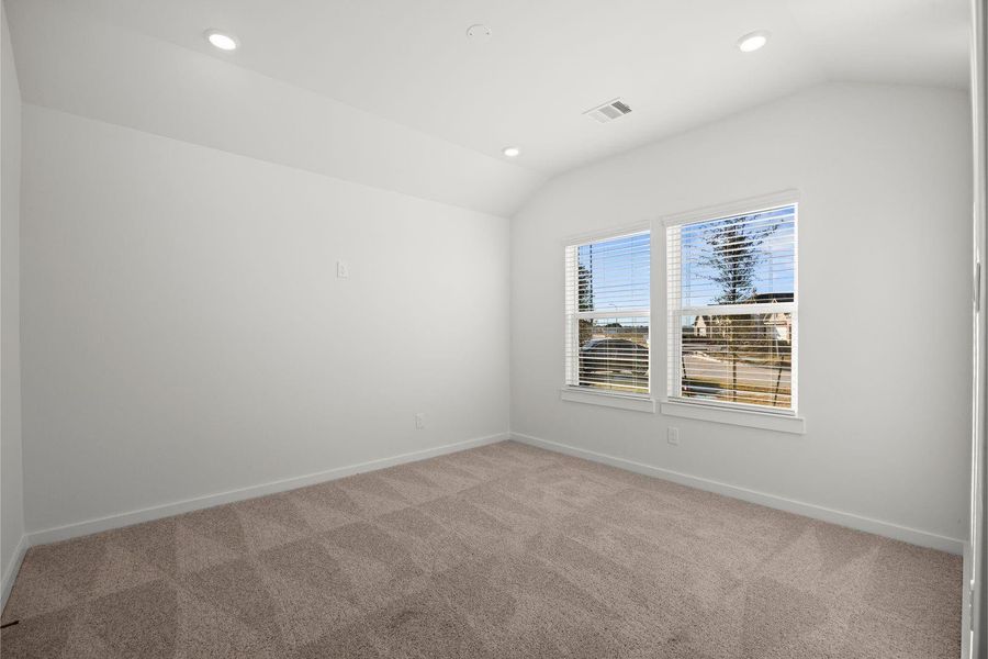 Spacious, unfurnished interior of a new home in Foxtail Palms, Manvel (Image 20). Spacious, unfurnished interior of a new home in Foxtail Palms, Manvel (Image 20).