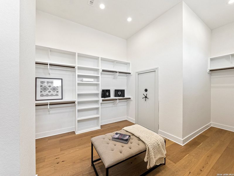 Furnished interior view inside a new home in , Boerne (Image 19).