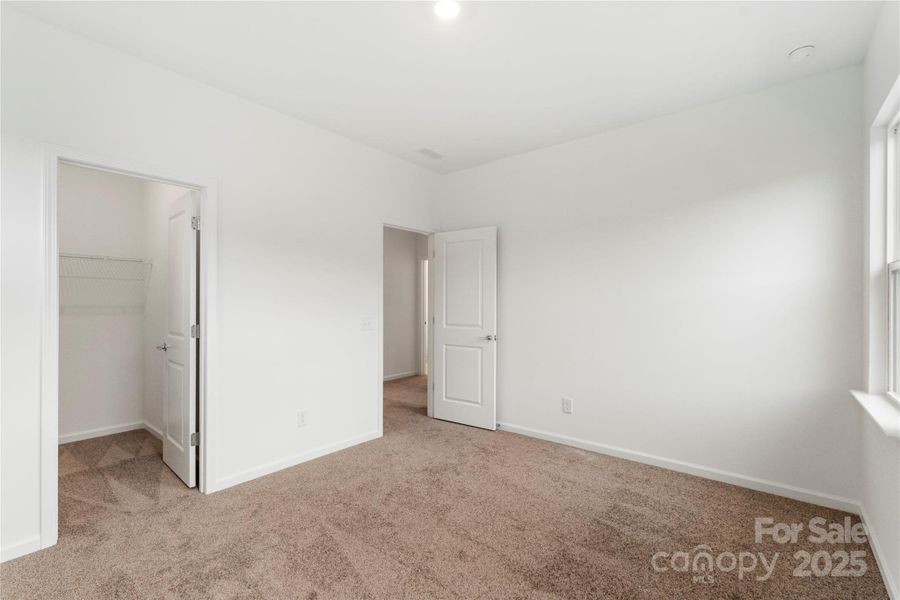 Spacious, unfurnished interior of a new home in , Indian Land (Image 22).