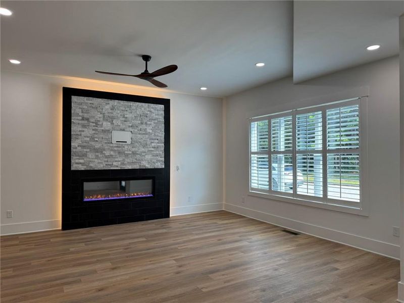Spacious, unfurnished interior of a new home in , Stockbridge (Image 28).