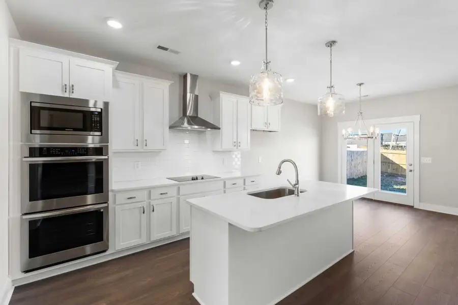 Furnished interior view inside a new home in Saundersville Station, Hendersonville (Image 4).