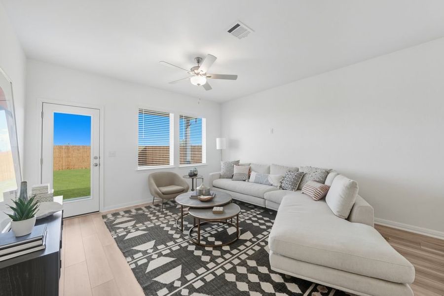 Furnished interior view inside a new home in Longview 40s, Del Valle (Image 5).