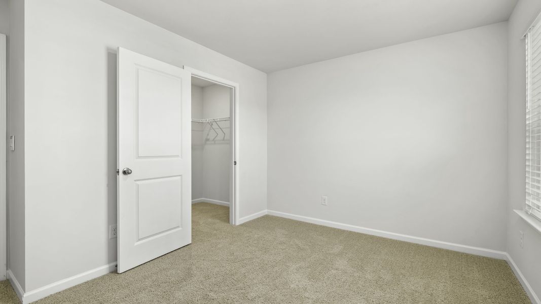Spacious, unfurnished interior of a new home in Evergreen Landing, Lexington (Image 22). Spacious, unfurnished interior of a new home in Evergreen Landing, Lexington (Image 22).