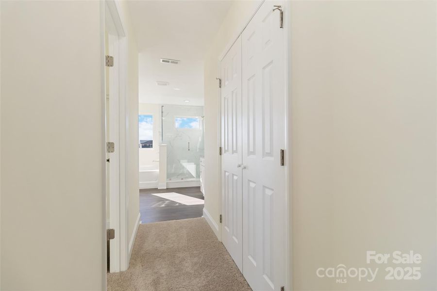 Spacious, unfurnished interior of a new home in , Monroe (Image 35).