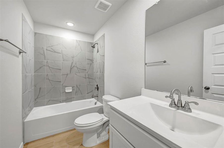 Furnished interior view inside a new home in Verandah, Royse City (Image 11).