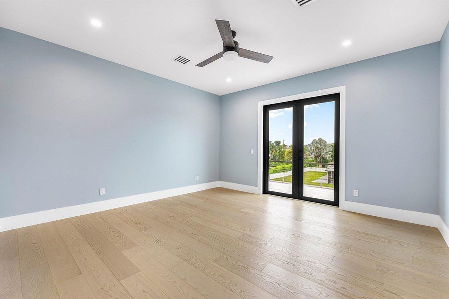 Spacious, unfurnished interior of a new home in , Delray Beach (Image 21).
