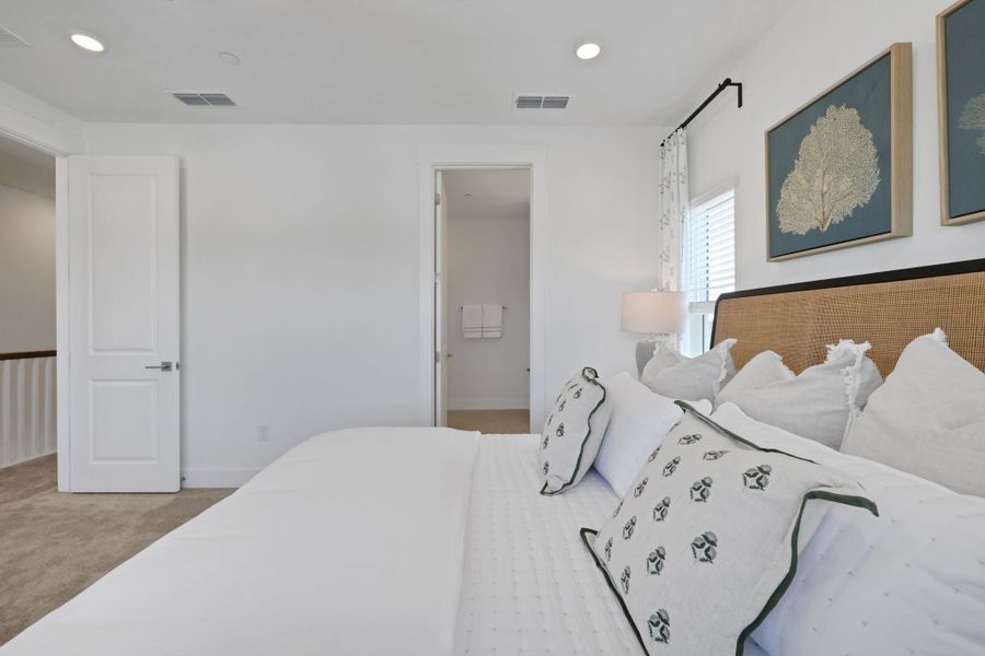 2,051sf New Home in Jacksonville Beach, FL.  - Slide 37