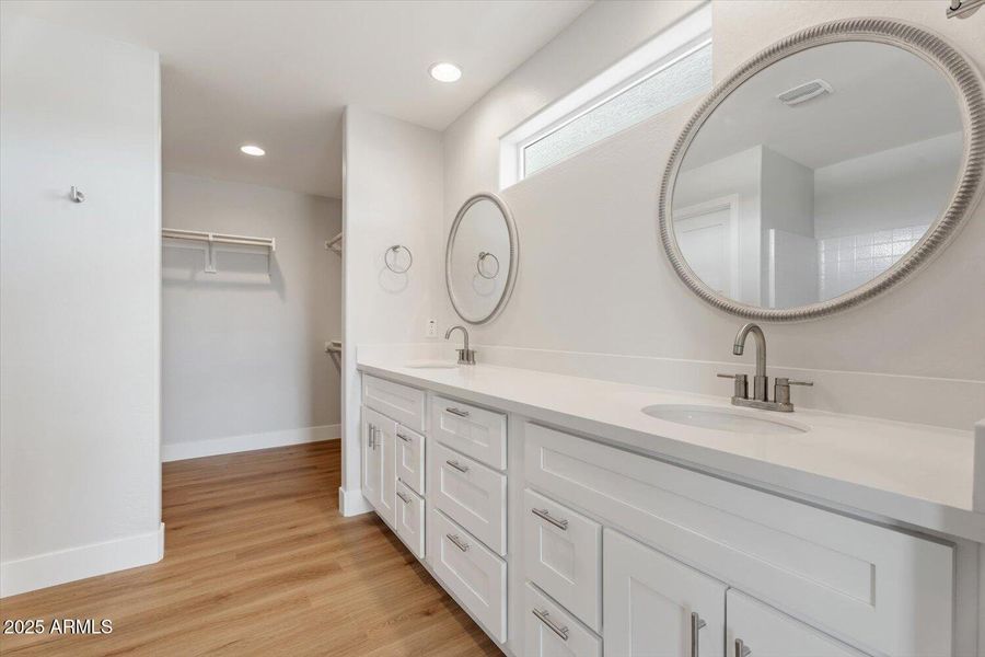 17-A7C08576 17-A7C08576