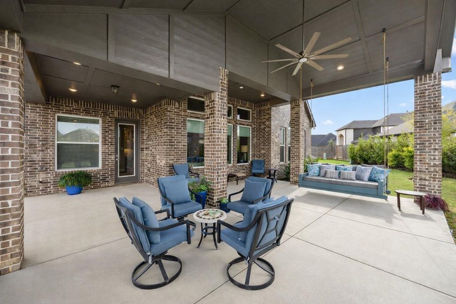 Exterior 110V Outlet with Weatherproof Cover