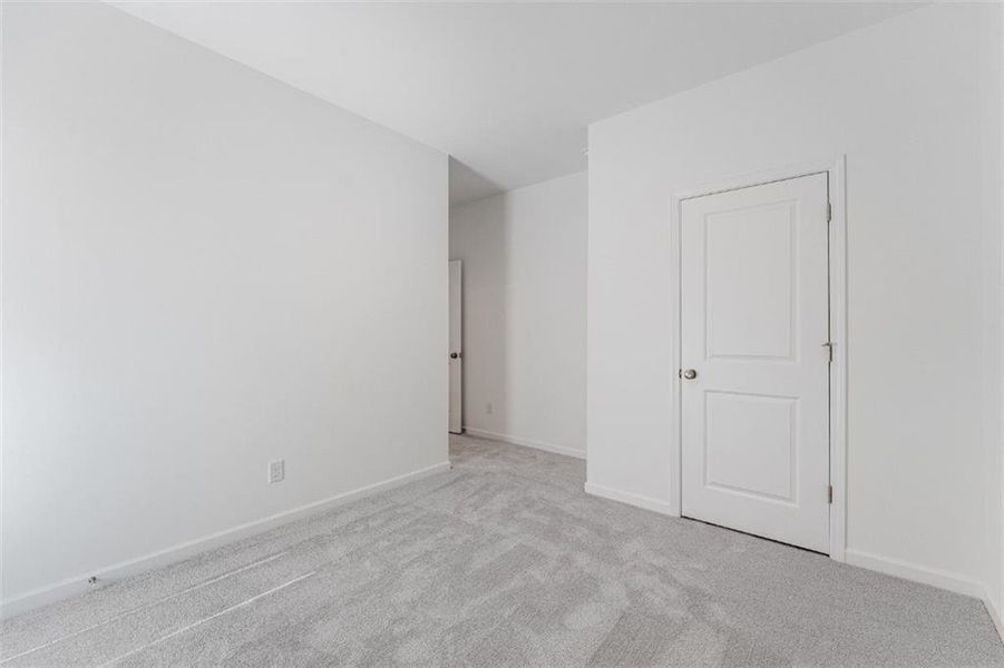 Spacious, unfurnished interior of a new home in Somerset at Veterans Memorial, Mableton (Image 21).