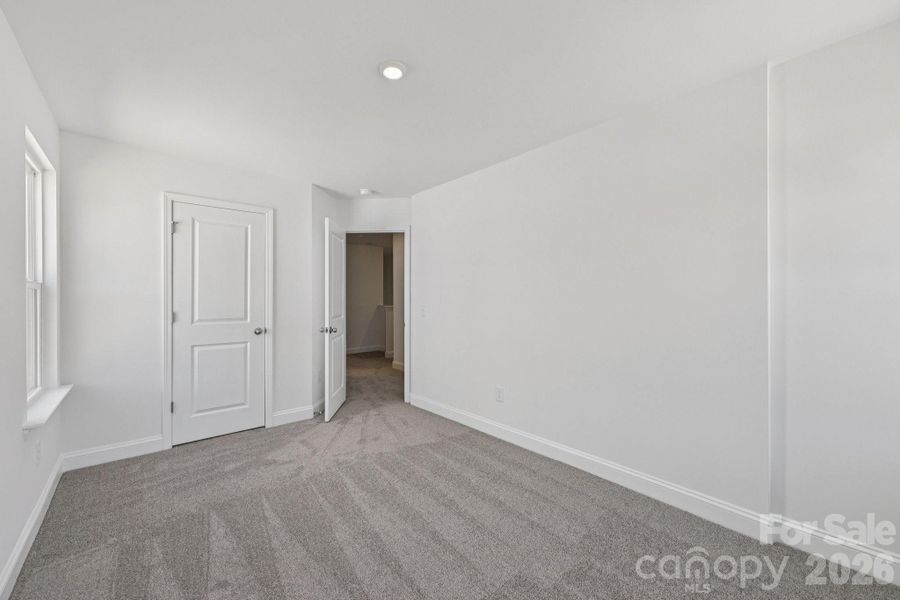 Spacious, unfurnished interior of a new home in Bell Glen, Charlotte (Image 31). Spacious, unfurnished interior of a new home in Bell Glen, Charlotte (Image 31).