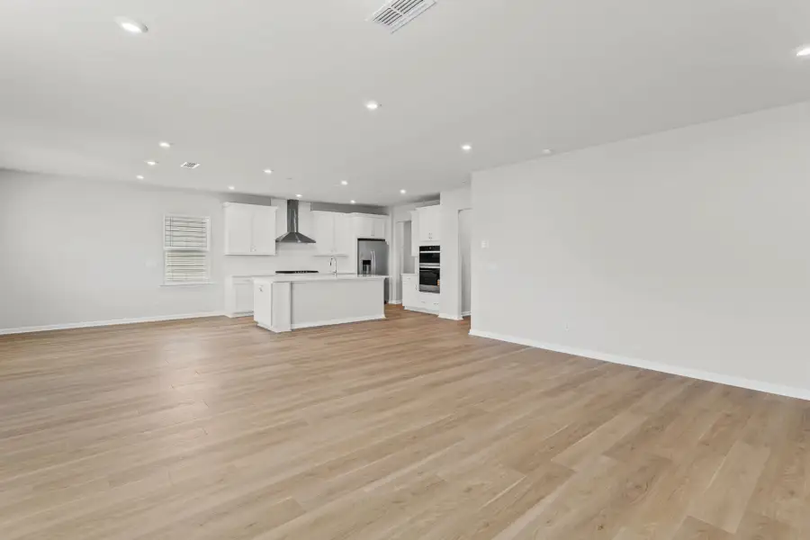 Spacious, unfurnished interior of a new home in Hamilton Place, Cartersville (Image 14).