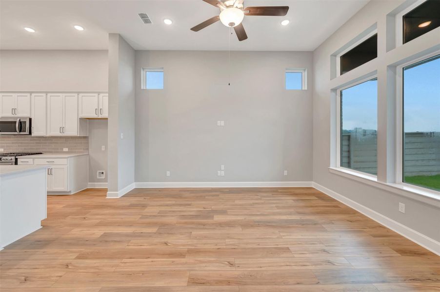 Spacious, unfurnished interior of a new home in Pomona - Reserve Collection, Manvel (Image 27). Spacious, unfurnished interior of a new home in Pomona - Reserve Collection, Manvel (Image 27).