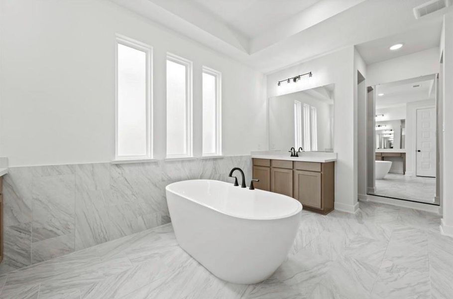 Furnished interior view inside a new home in Candela, Richmond (Image 9).