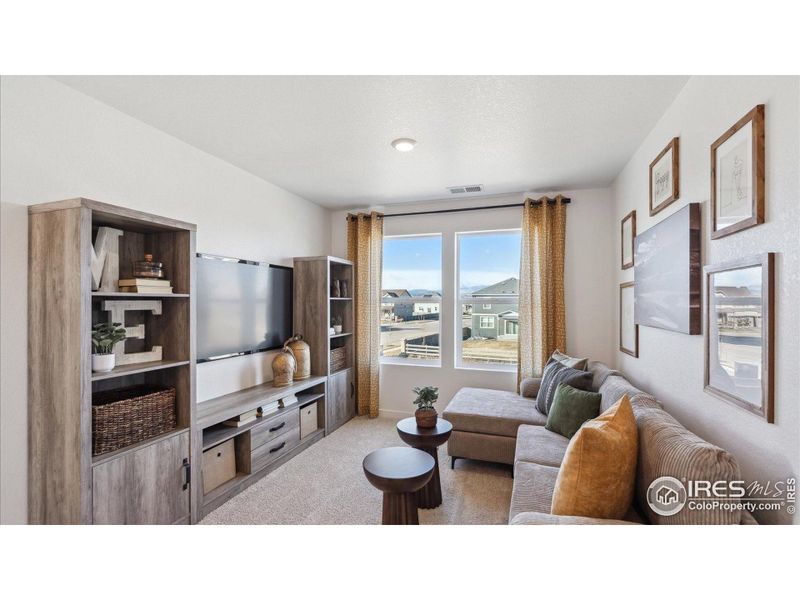 Furnished interior view inside a new home in Villas at Vantage, Berthoud (Image 19).