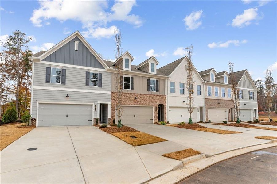 Front exterior of a new home in Cherokee Township, Acworth, GA, highlighting curb appeal (Image 2).