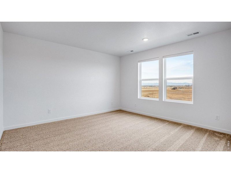 Spacious, unfurnished interior of a new home in Tailholt, Severance (Image 24).