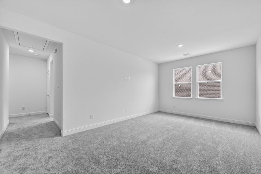 Spacious, unfurnished interior of a new home in The Ridge at Northlake, Northlake (Image 24).